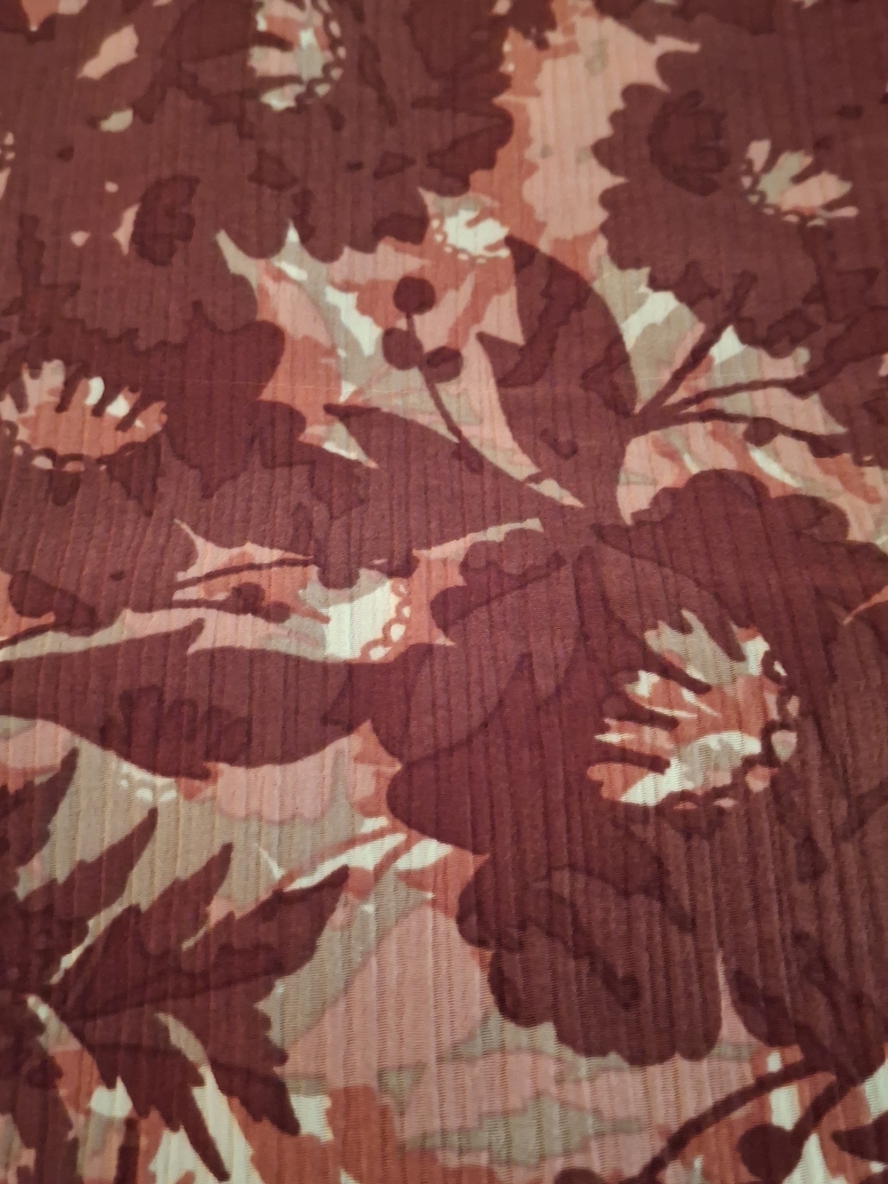 White Stag Wonen's Button-Front Floral Tunic in Burgandy & Blush - Picture 10 of 10